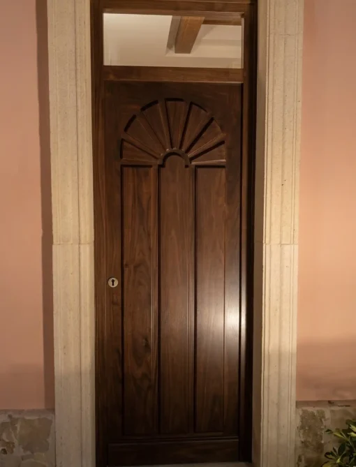 PUERTA DE MADERA EXTERIOR REF. 48